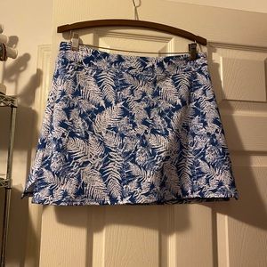 NWT, Tranquility skort. Blue/white, size M